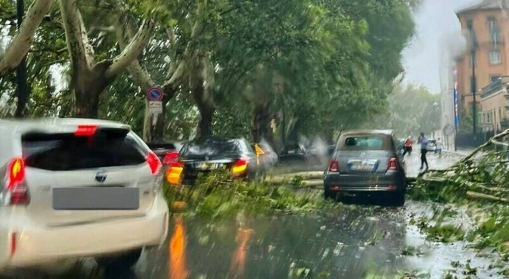 Maltempo, Italia Sott'acqua: Allerta In 5 Regioni, Ecco Quali