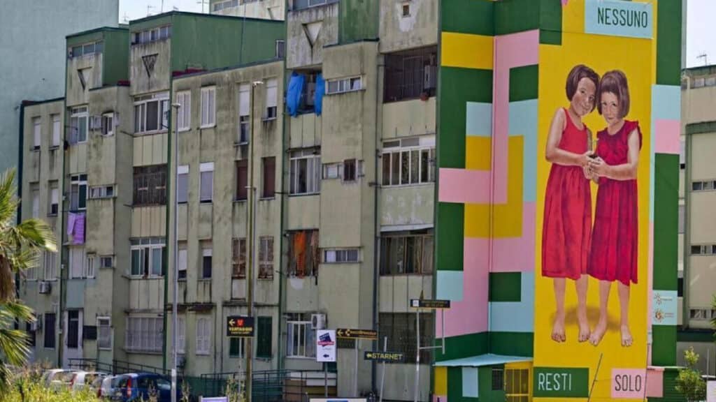 Colui che era ritenuto il capobranco della violenza sessuale sulle due cuginette di 10 e 12 anni è stato scarcerato "perché depresso"