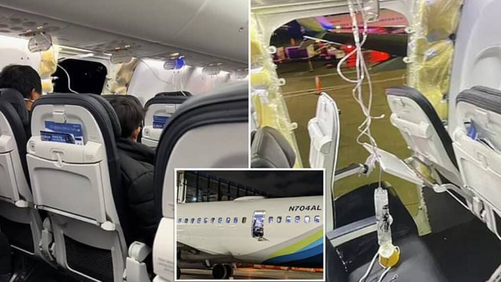 L'aereo di linea era decollato da qualche minuto quando, in volo, la porta di uscita della cabina centrale si è letteralmente sganciata causando un'improvvisa decompressione [VIDEO]