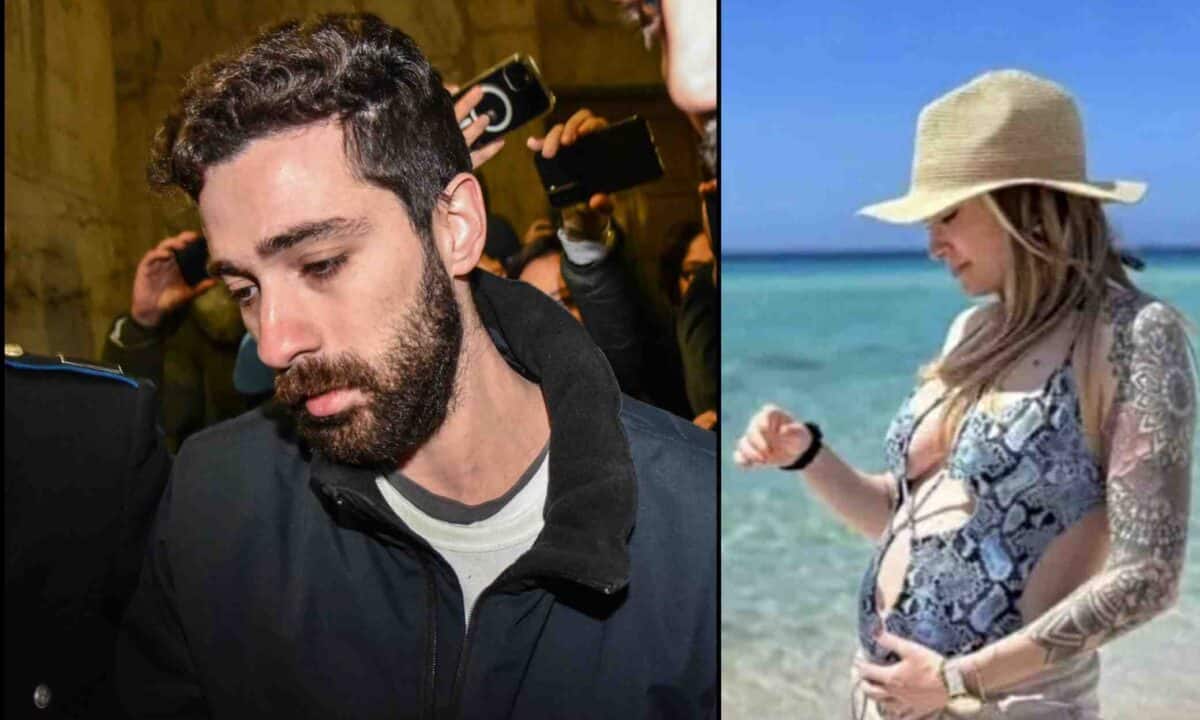 Lo sguardo spento e svuotato. La barba incolta e la testa bassa. In totale rassegnazione si è seduto sulla panca nella gabbia dell'aula. Poi le lacrime