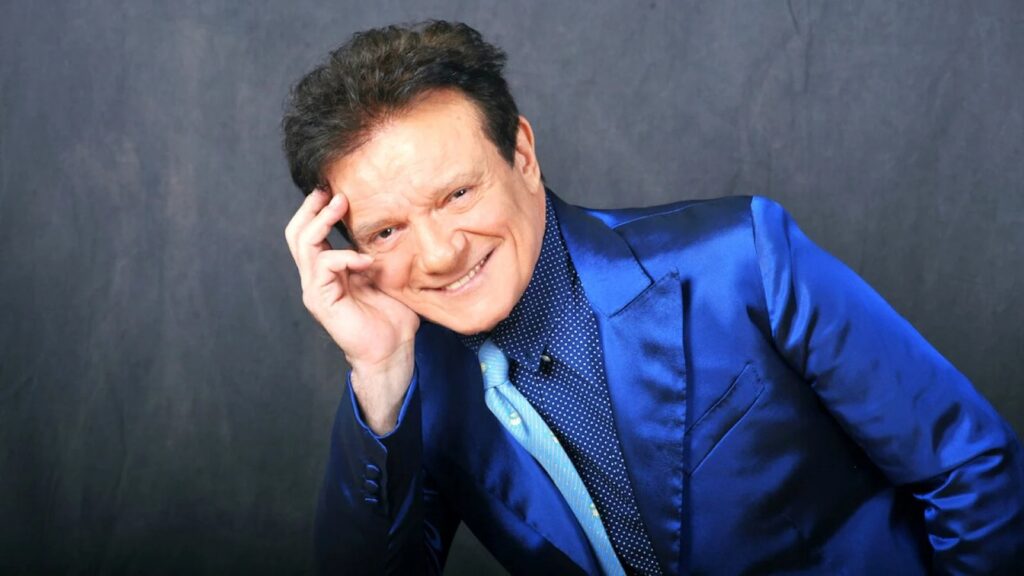 "Tutti i sogni ancora in volo" Massimo Ranieri: lo show teatrale dell'artista