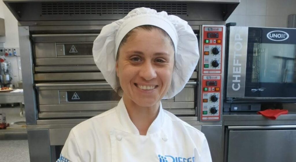 Rosa, la pasticcera vecchia