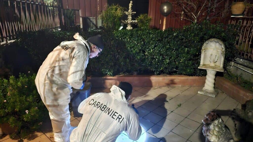 Catania, 43enne ucciso a coltellate durante la festa di compleanno in famiglia