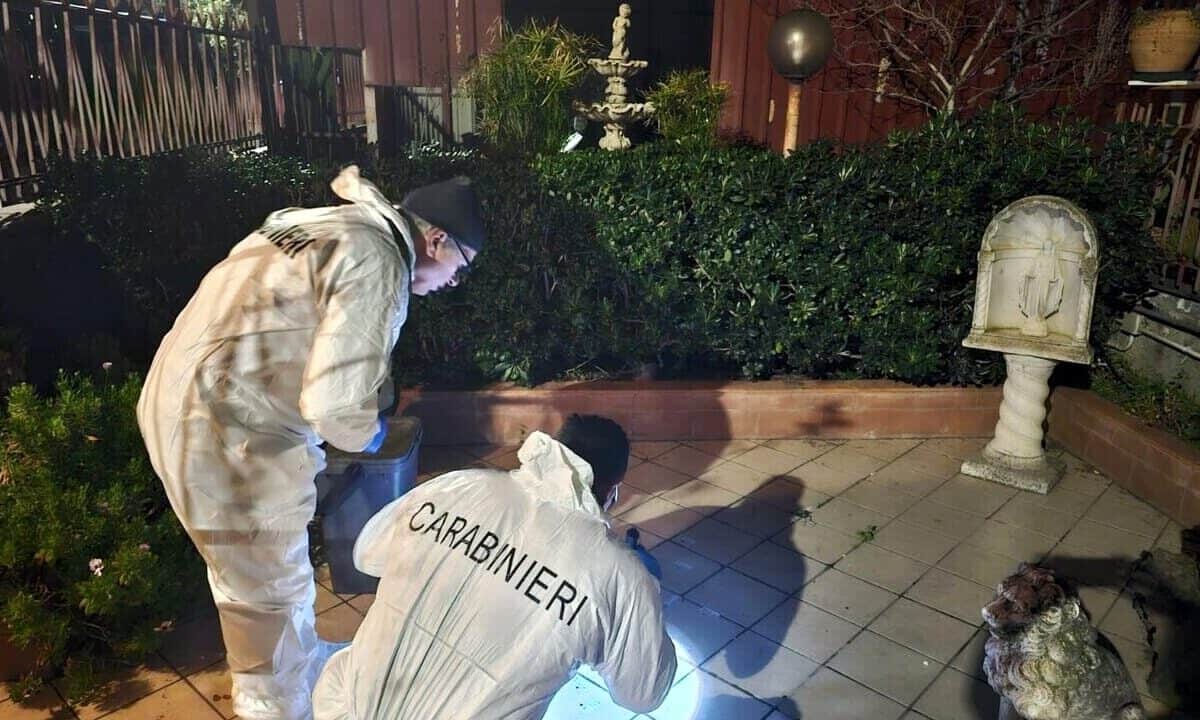 Catania, 43enne ucciso a coltellate durante la festa di compleanno in famiglia
