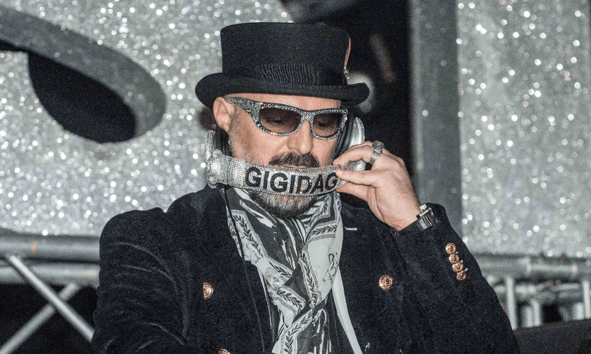 Gigi D'Agostino choc su Sanremo: "Datemi i miei 30mila euro", lo sfogo