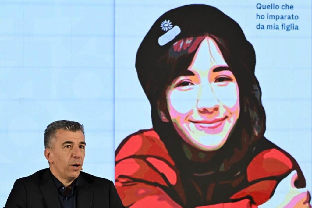 "Giulia era una studentessa come voi. Era una ragazza fantastica, ho pensato di scrivere un libro perché restasse una memoria di lei"