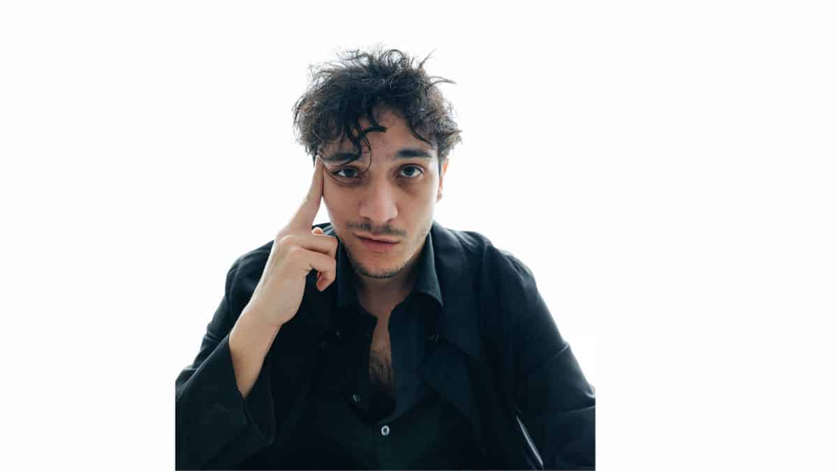 Tananai lancia oggi il nuovo pezzo intitolato 'Veleno': il testo