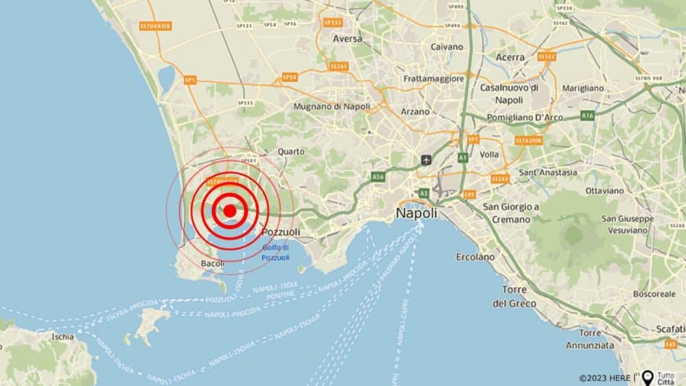 Nuova scossa di terremoto a Napoli: epicentro ai Campi Flegrei