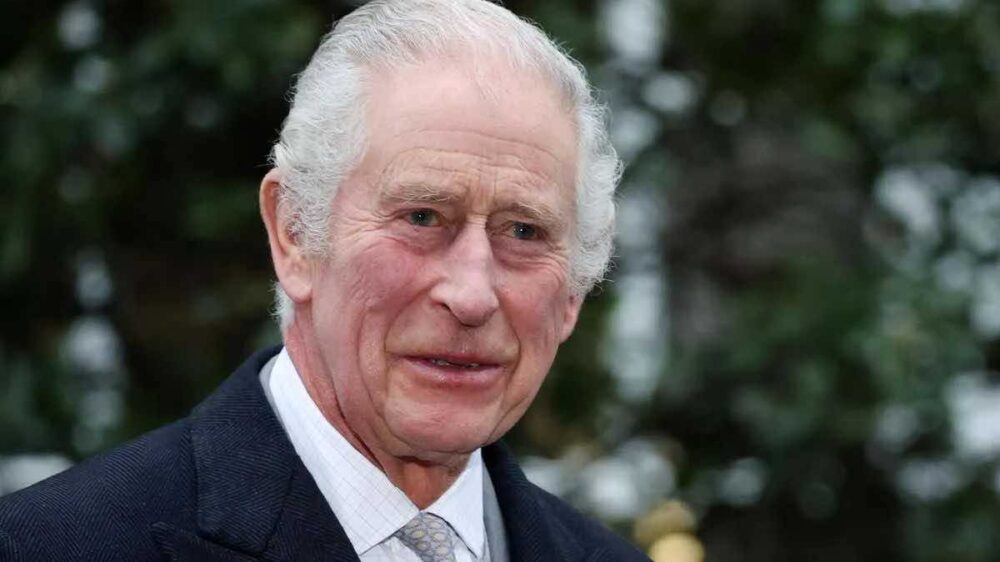 Royal Family, Vittorio Sabadin: "Re Carlo sta meglio, non rinuncerà al trono"