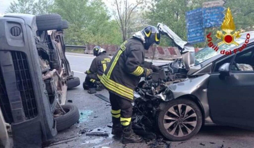 incidente morta debora madre