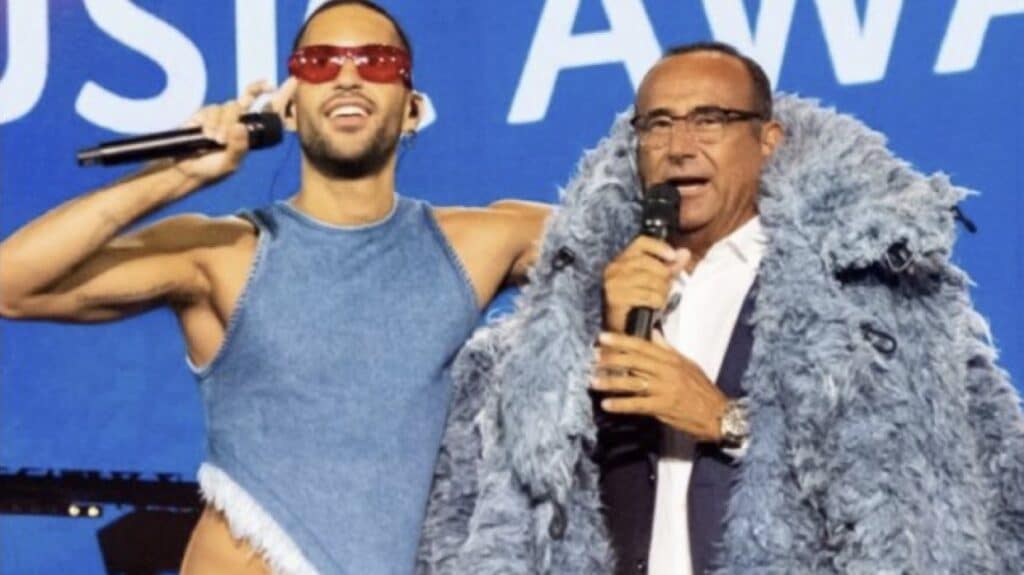 Stando a un'indiscrezione di Gabriele Parpiglia, il nuovo direttore artistico di Sanremo vorrebbe il cantante di "Tuta Gold" come co-conduttore. I dettagli