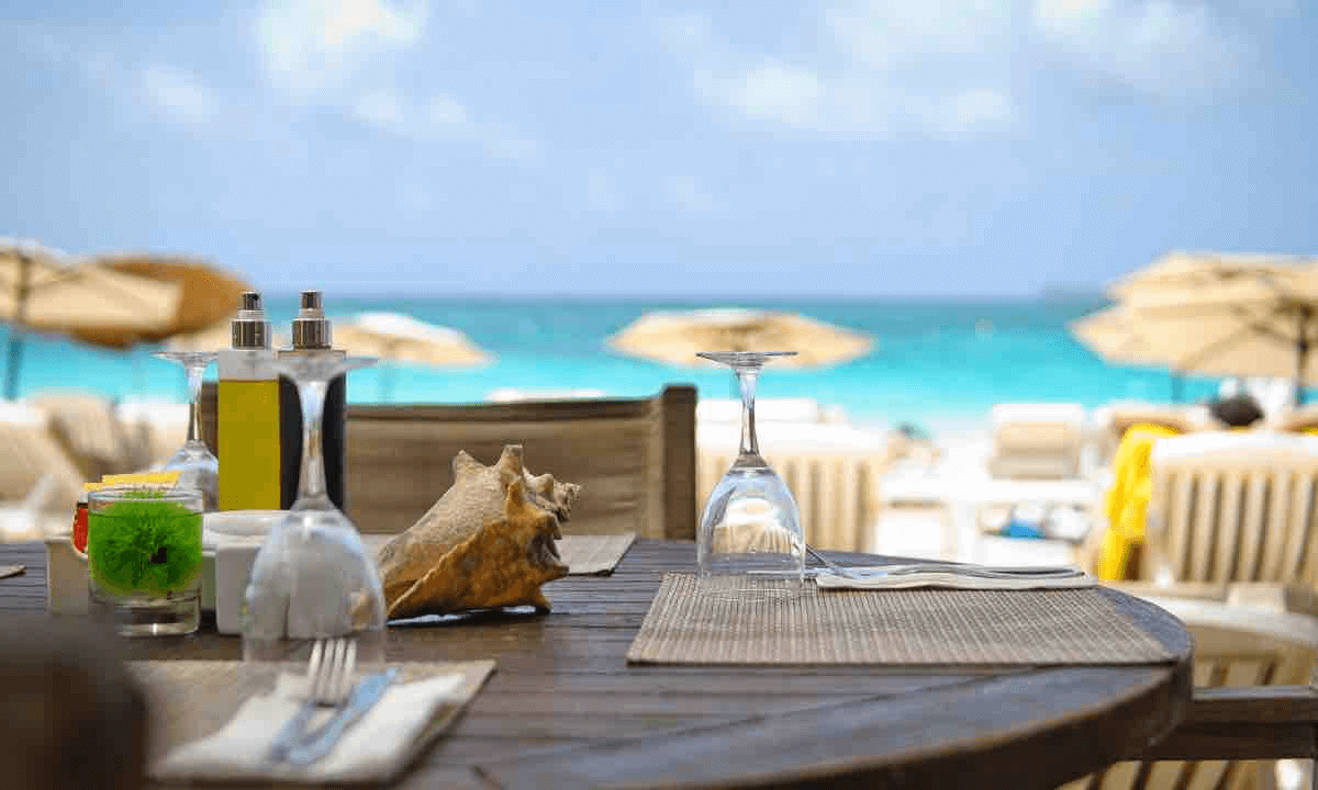 Dieta estiva dimagrante cosa mangiare e perché è più difficile perdere peso d'estate