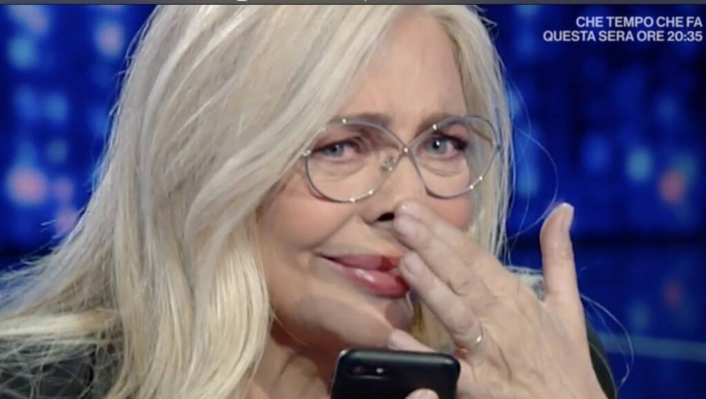 Mara Venier delusa dalle amicizie: "Che delusione vedere 'amici' sparire"