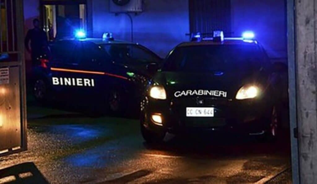 pordenone immigrato violenta ventenne