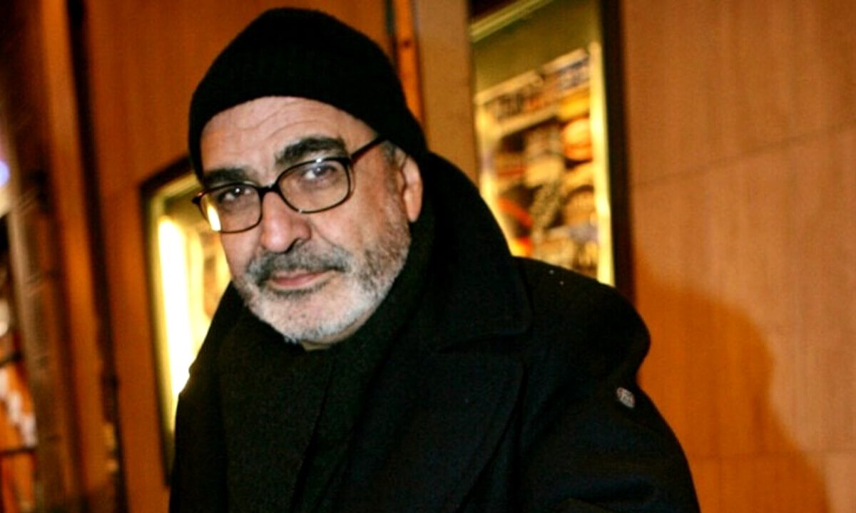 Il mondo del cinema in lutto. Il regista partenopeo è morto a Roma all'età di 76 anni