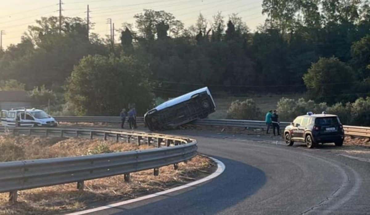 inseguimento furgone rubato morto