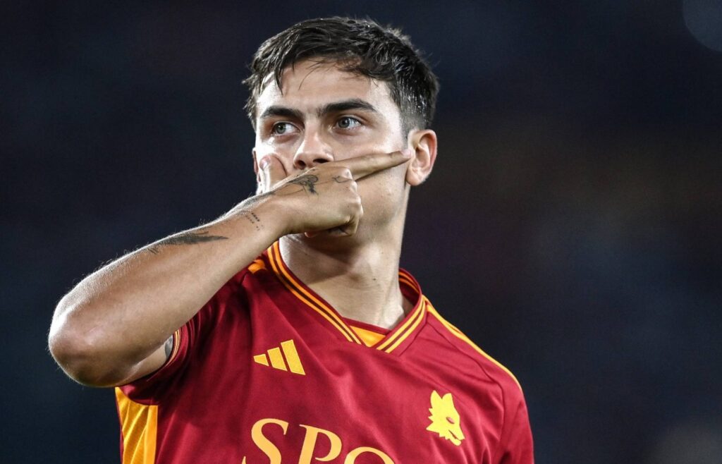 Un gesto d'amore da parte dell'argentino che ha convinto tutti. Nelle ultime ore, però, è emerso un retroscena della "favola" Dybala piuttosto spiazzante