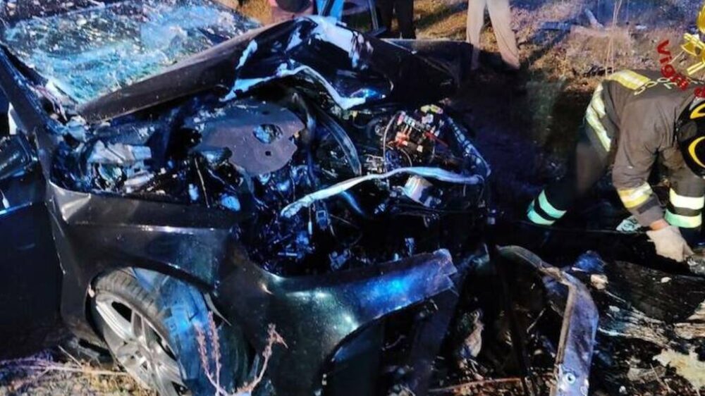 Incidente a Nuoro, 40enne finisce contro un albero: donati gli organi