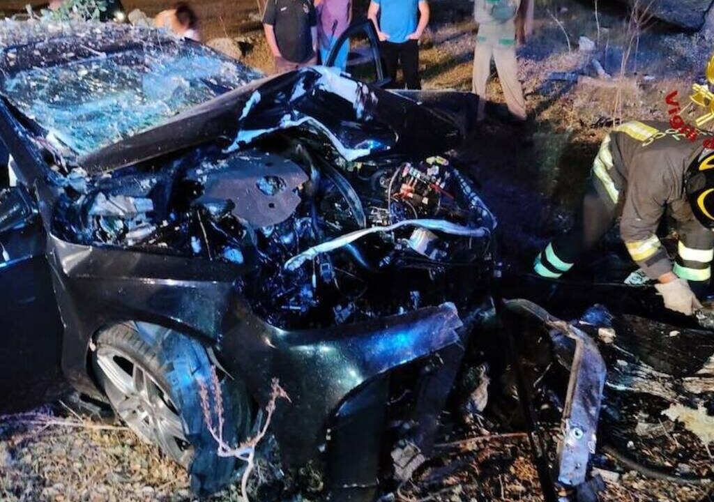 Incidente a Nuoro, 40enne finisce contro un albero: donati gli organi