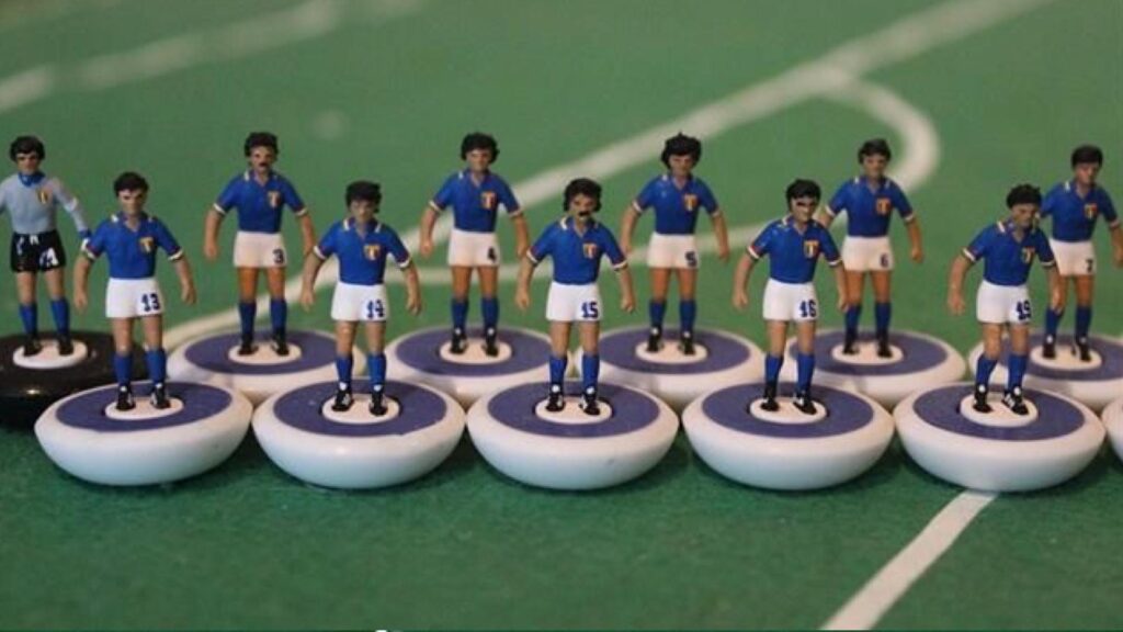 Ora possiamo tornare a dirlo, siamo campioni del mondo. E intanto c'è chi in rete li ritiene "più dinamici degli 11 di Spalletti agli Europei"