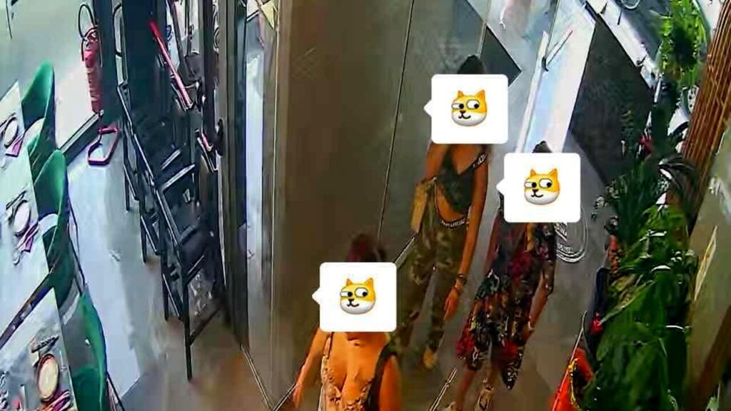 Messina, tre donne mangiano sushi e vanno via senza pagare: il locale pubblica le foto