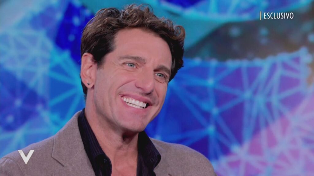 Giampaolo Morelli confessa a cuore aperto: "Ho scoperto di avere un altro padre"