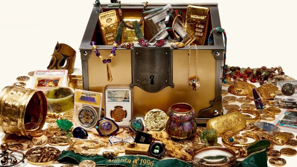 Caccia al tesoro: nasconde 2 milioni e poi pubblica sul web gli indizi per trovarli